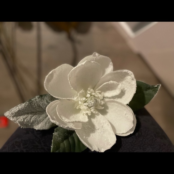 7 XL long stem artificial roses NWOT - Picture 4 of 10